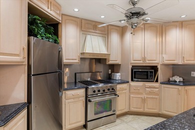 Welcome to 214 Eanes Lane, a classic Key West property offering - photo 20