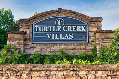 Beautiful and spacious corner unit townhome featuring an open - photo 21