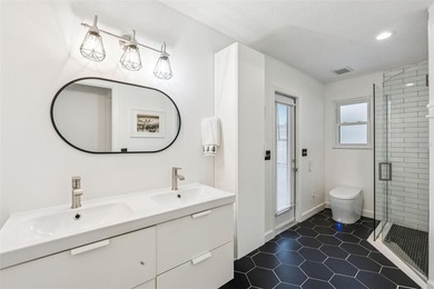 Virtually Staged. *** Seller Offering $15k credit towards buyers - photo 22