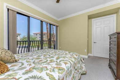 You won't want to miss this gorgeous 3 BR, 2 bath furnished end - photo 25