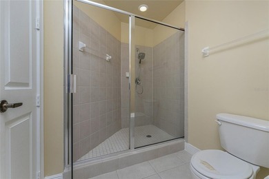 You won't want to miss this gorgeous 3 BR, 2 bath furnished end - photo 37