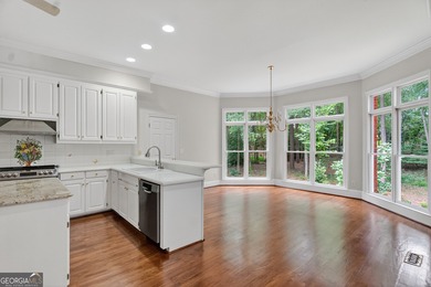 Stunning, well kept all brick home in popular Moss Creek S/D, a - photo 8