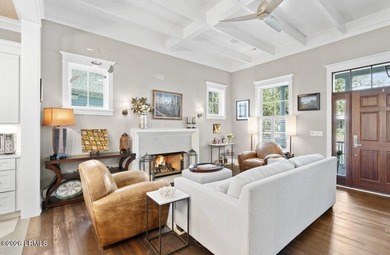 Welcome to 60 Mount Grace, a beautifully crafted cottage in the - photo 9