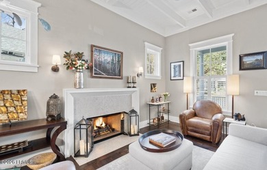 Welcome to 60 Mount Grace, a beautifully crafted cottage in the - photo 10