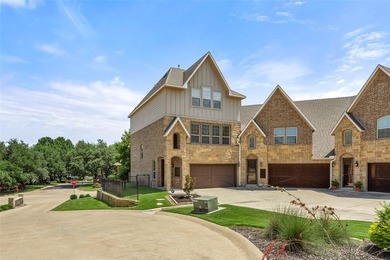 Benbrook Lake Townhome/Townhouse For Sale in Fort Worth Texas