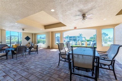 You won't want to miss this gorgeous 3 BR, 2 bath furnished end - photo 48