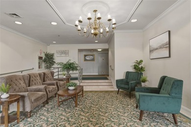 Located on the first floor of the highly sought-after Tiffany - photo 4