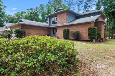 Located in the Lake Forest golf course community in Daphne - photo 3
