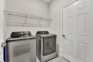 Experience the perfect blend of modern design, thoughtful layout - photo 21