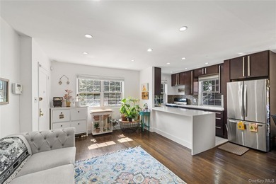 Welcome to this bright and inviting 1-bedroom garden-style co-op - photo 4