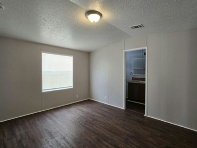 ****MOVE IN SPECIAL*** $89 FIRST MONTH'S RENT AND LAST MONTH - photo 8