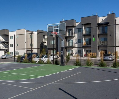 This modern 18-unit, Class A apartment building in rapidly - photo 14