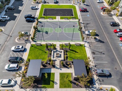 This modern 18-unit, Class A apartment building in rapidly - photo 17
