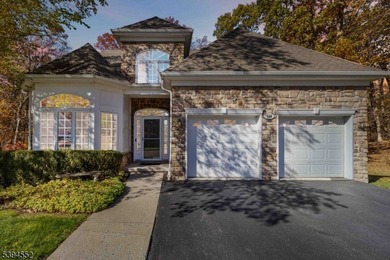 Lake Hopatcong Home Sale Pending in Mount Arlington New Jersey