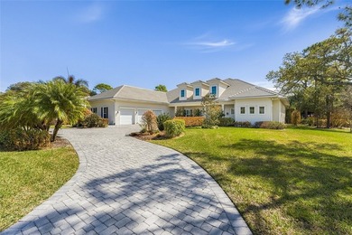 Custom-built in 2019, this stunning CBS golf course estate in - photo 1