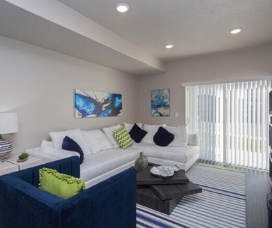 This modern 18-unit, Class A apartment building in rapidly - photo 21