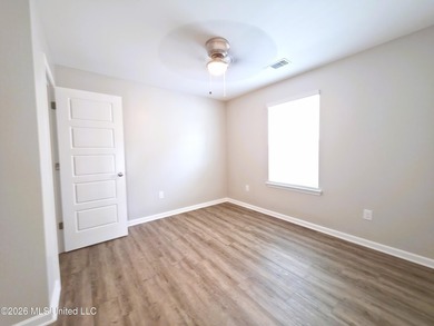 This beautiful home in Gulfport is designed for both style and - photo 23