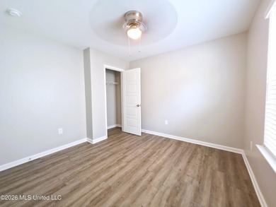 This beautiful home in Gulfport is designed for both style and - photo 24