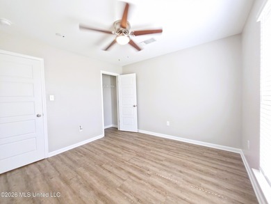 This beautiful home in Gulfport is designed for both style and - photo 26