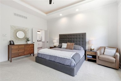 RARE OPPORTUNITY & PREMIER LOCATION! This stunning four-bedroom - photo 29