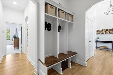 RARE OPPORTUNITY & PREMIER LOCATION! This stunning four-bedroom - photo 43