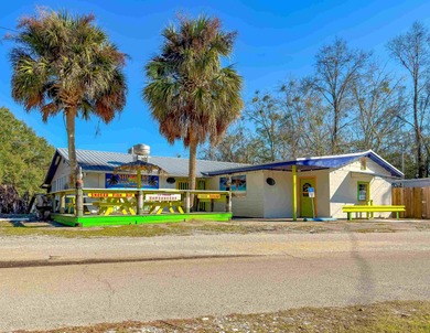 Turn-key waterfront restaurant opportunity on Lake Jackson. This - photo 3