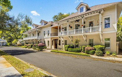 Luxury Lady's Island condominium in the highly sought-after - photo 1