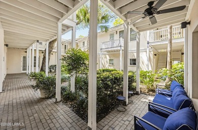 Luxury Lady's Island condominium in the highly sought-after - photo 8