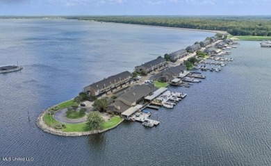 Ross Barnett Reservoir Condo Sale Pending in Ridgeland Mississippi