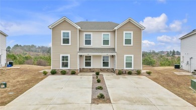 Lake Hartwell Townhome/Townhouse Active Under Contract in Pendleton South Carolina
