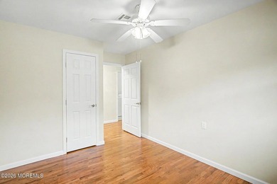THIS HOME IS STUNNING!! EVERYTHING IS BRAND NEW AND ABSOLUTELY - photo 21