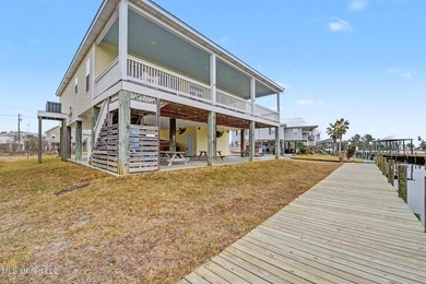 Welcome to refined coastal living in this custom-built - photo 31