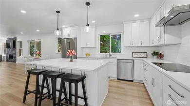 Experience the perfect blend of modern design and Northwest - photo 2