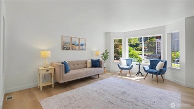 Experience the perfect blend of modern design and Northwest - photo 9