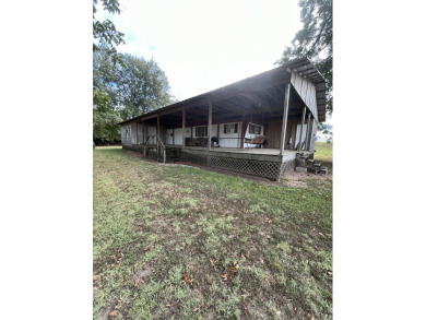 Hunting club - Lake Home For Sale in Vicksburg, Mississippi