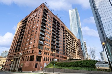 Lake Michigan - Cook County Condo For Sale in Chicago Illinois