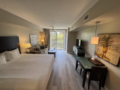 Experience the epitome of coastal luxury in this stunning - photo 2