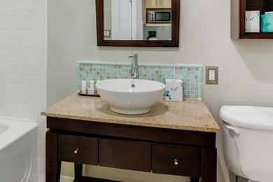 Experience the epitome of coastal luxury in this stunning - photo 10