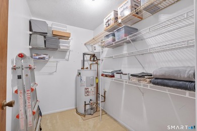 Welcome to this beautifully one-bedroom, one-bath corner unit - photo 13
