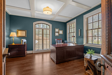 Refined Lakeside Living in this Exceptional Custom Built Home - photo 18