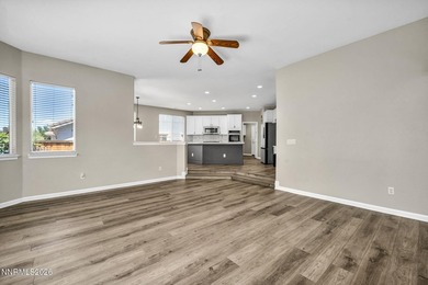Welcome to executive living in the sought-after Copper Hills - photo 21