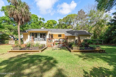 Charming 3BR Cottage on Lady's Island - Minutes to Downtown - photo 9