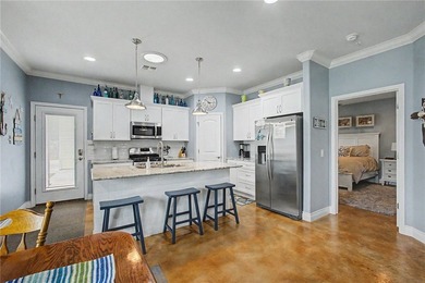 Distinctive features and thoughtful design set this Rockport - photo 11