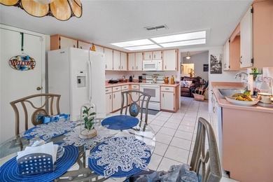 Welcome to this beautifully maintained 3-bedroom, 2-bath home - photo 11