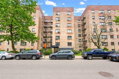 Welcome to Linden Towers Co-op in the heart of North Flushing! - photo 18