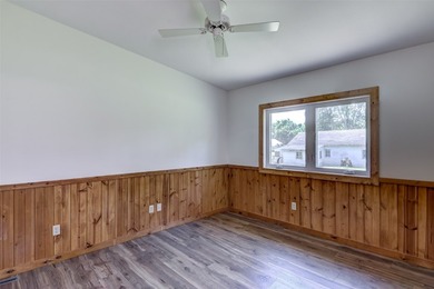 This remodeled home is move-in ready with fresh updates - photo 20