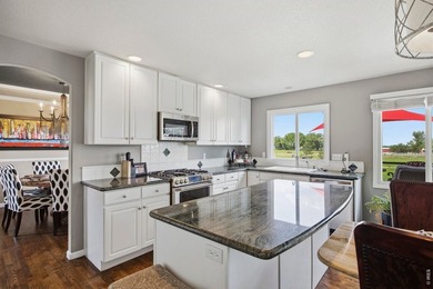 Unwind and take in the sweeping views and exceptional lifestyle - photo 22