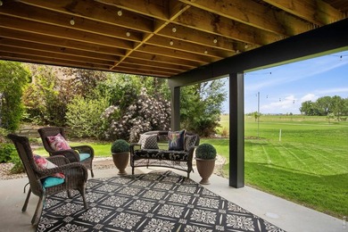 Unwind and take in the sweeping views and exceptional lifestyle - photo 36