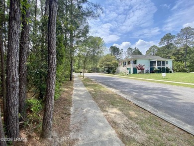 Live Oaks at Battery Creek. Buildable 1/4-acre lot near the - photo 3
