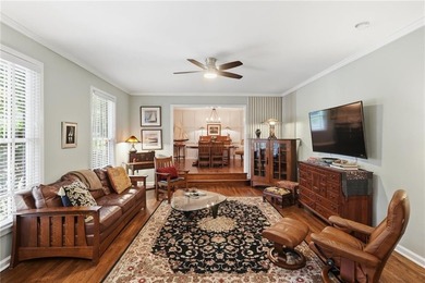 FLAWLESSLY updated 4 sided brick ranch on a GORGEOUS level lot - photo 5